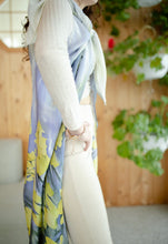 Load image into Gallery viewer, Tulip Forest Shawl