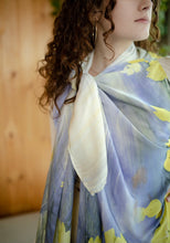 Load image into Gallery viewer, Tulip Forest Shawl