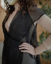 Load image into Gallery viewer, Elegant Stripes night Shawl
