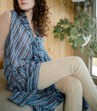 Load image into Gallery viewer, Blue Stripes Shawl

