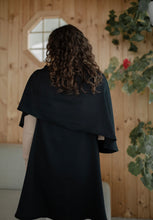 Load image into Gallery viewer, Smooth Night Shawl
