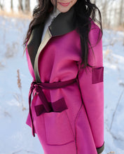Load image into Gallery viewer, Reversible raincoat

