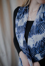 Load image into Gallery viewer, Tiger Blue Shawl
